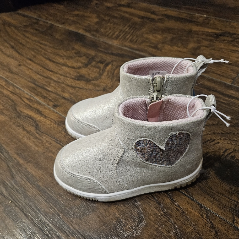 Stride rite Nora Boots Champagne 7M/W